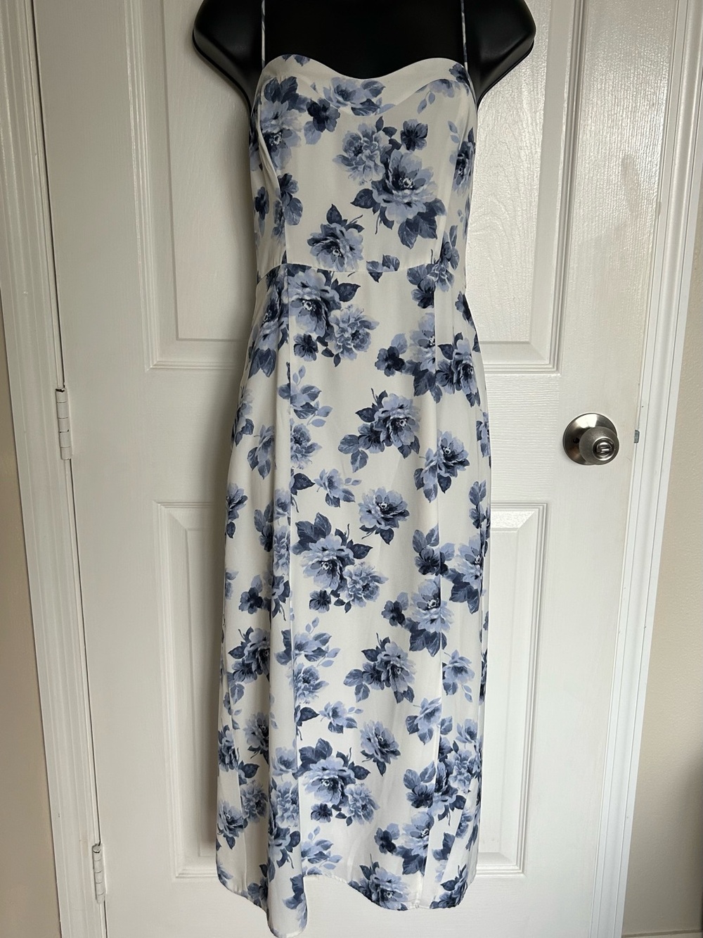 Abercrombie & Fitch White Midi Dress with Blue Floral Pattern